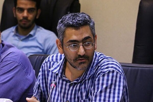 محمود فروزبخش نویسنده و پژوهشگر