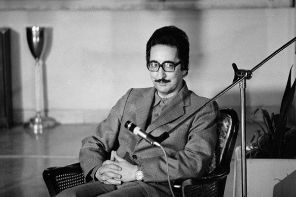 ابوالحسن بنی‌صدر رئیس‌جمهور عزل‌شده ایران