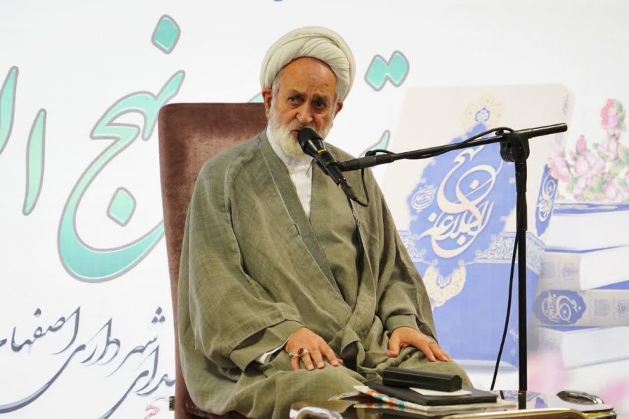 احمد سالک کاشانی رئیس هیئت‌مدیره مؤسسه نهج‌البلاغه استان اصفهان