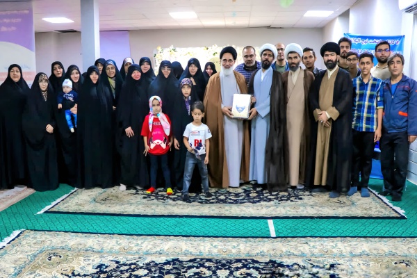 بازدید مؤلف «تمام نهج‌البلاغه» از مؤسسه امیرالمؤمنین کاشان