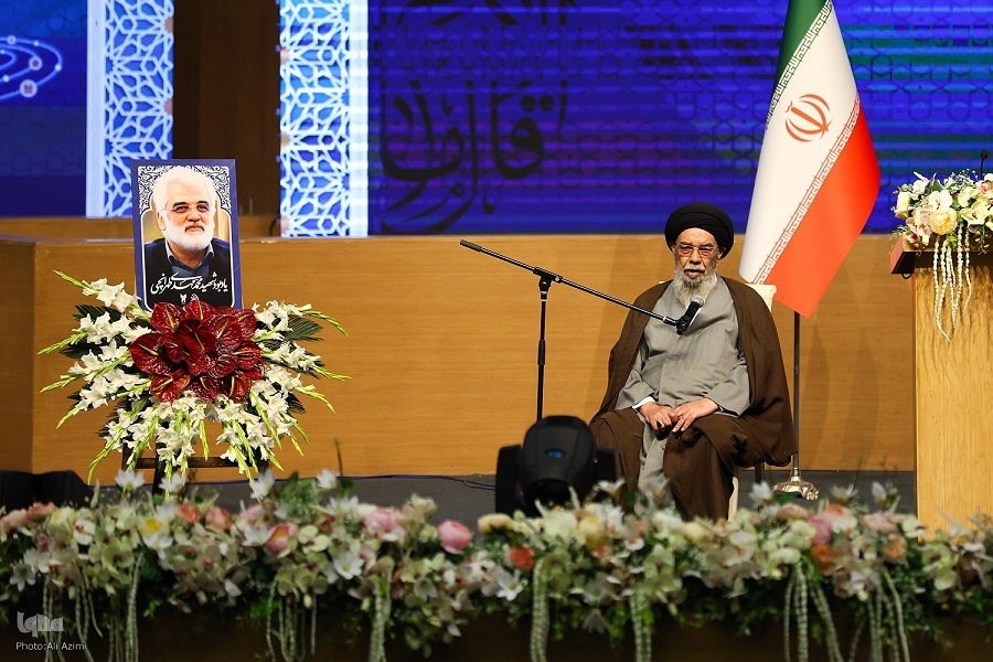 امام جمعه اصفهان در افتتاحیه چهارمین کنگره بین‌المللی نهج‌البلاغه