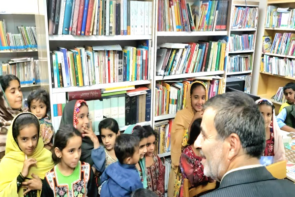 سفر هنرمندان حوزه هنری کاشان به سیستان و بلوچستان