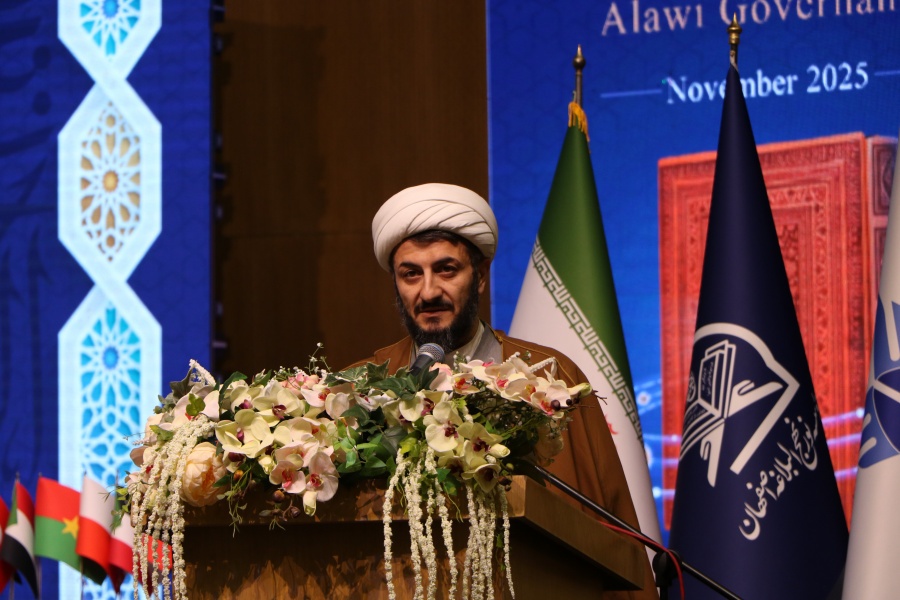 فرهاد عباسی معاون پژوهشی حوزه‌های علمیه کشور