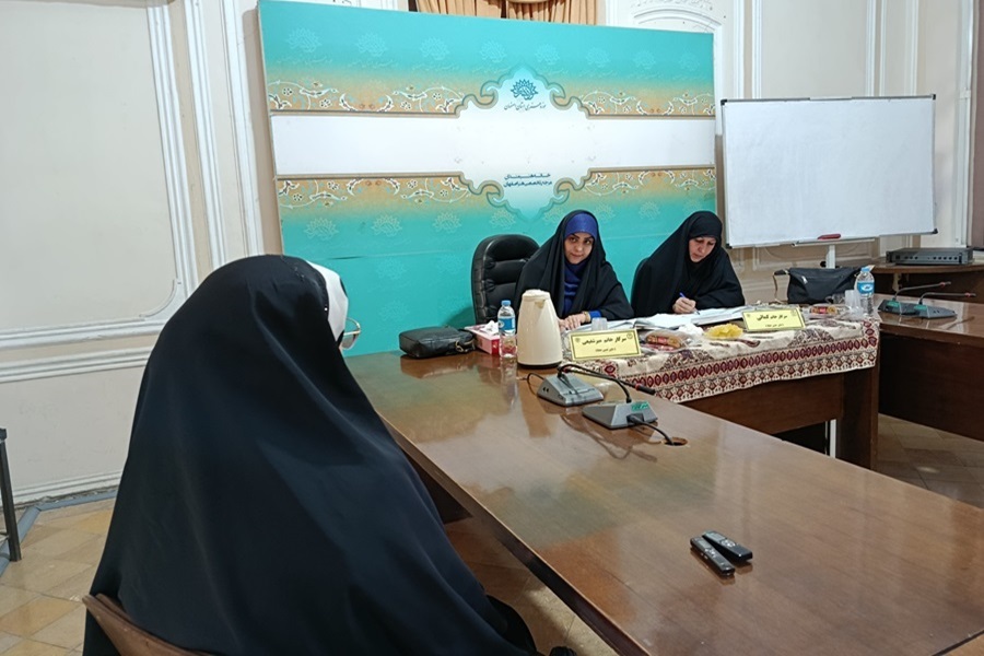 آزمون شفاهی نوبت دوم بیستمین دوره اعطای مدرک تخصصی حفظ در خانه هنرمندان اصفهان