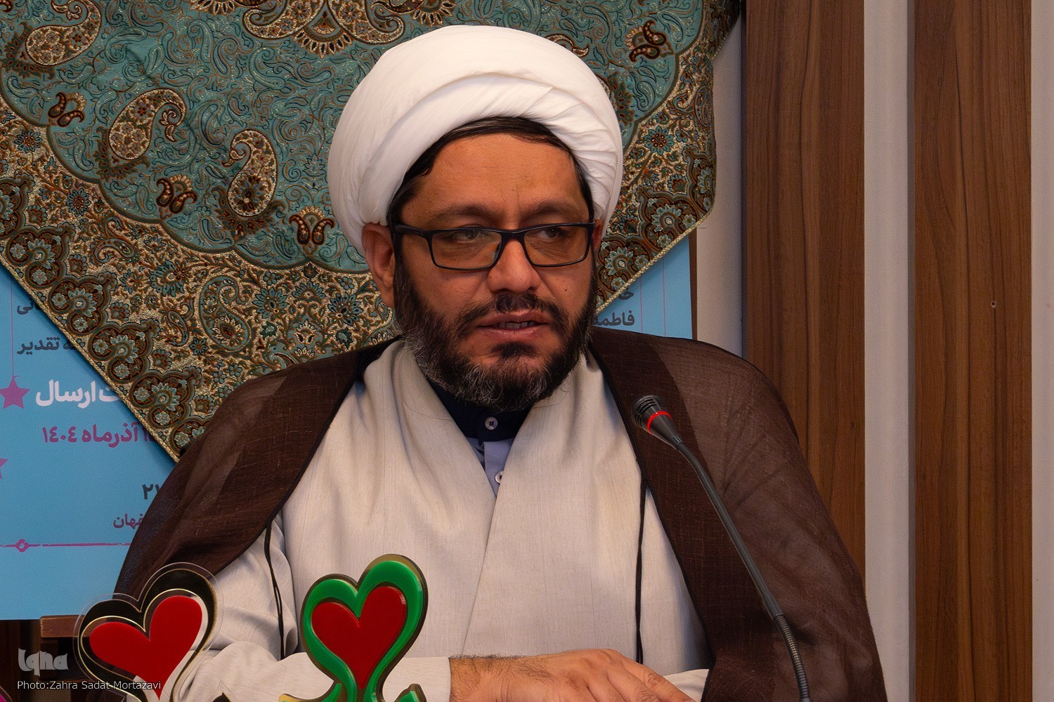 رئیس دفتر تبلیغات اسلامی اصفهان در نشست خبری پنجمین کنگره ملی شعر «حضرت مادر»