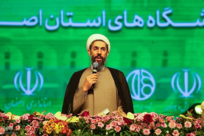 ازدواج جوانان از سرمایه‌گذاری‌های بزرگ کشور است