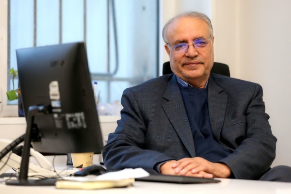 رضا اسماعیلی عضو هیئت علمی دانشگاه آزاد اسلامی واحد اصفهان