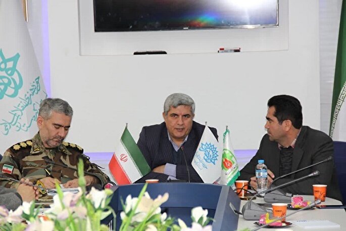 ضرورت بهره‌مندی از ظرفیت هنرمندان در ترویج محور مقاومت