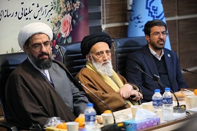 وحدت حوزه و دانشگاه به پاسخ مشترک در رقابت تمدنی و بازگرداندن منزلت علم منجر شود