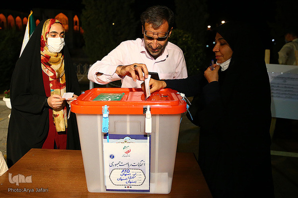 ساعات پایانی رای گیری در اصفهان