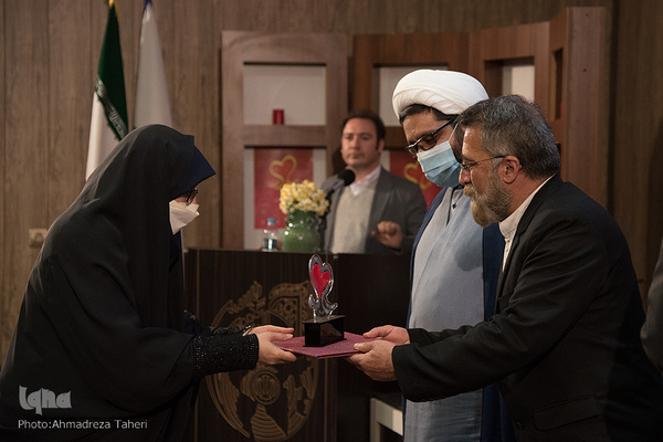 آیین اختتامیه جشنواره ملی شعر حضرت مادر