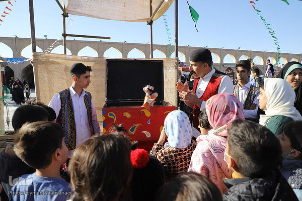 سفر به 10 قرن پیش در میدان امام علی(ع) اصفهان