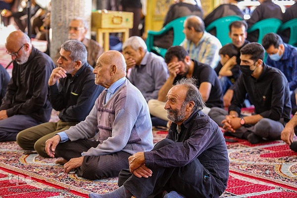 آیین سنتی ۶ امام حسین در شهر بَرزُک کاشان