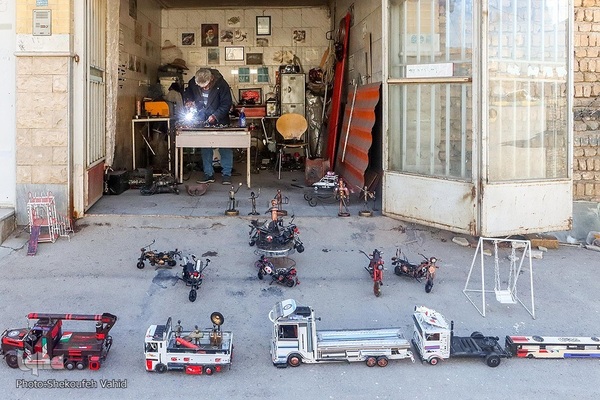 دنیایی از هنر و زیبایی در سر انگشتان یک جوشکار