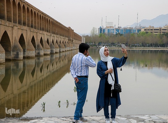 زاینده رود‎‎ میزبان گردشگران نوروزی
