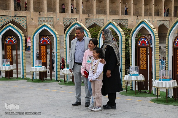 زاینده رود‎‎ میزبان گردشگران نوروزی