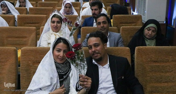 جشن بزرگ ازدواج دانشجویی