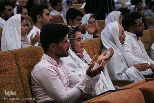 جشن بزرگ ازدواج دانشجویی