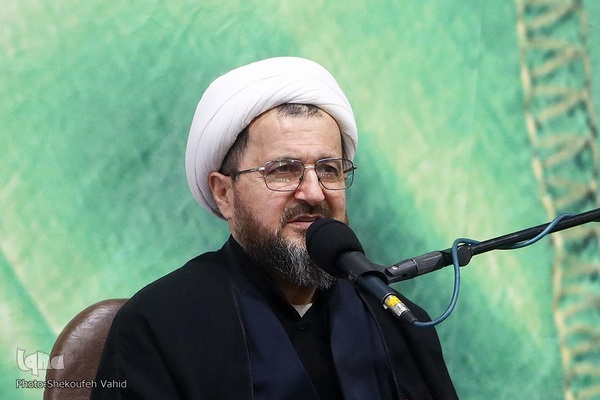 همایش شیرخوارگان حسینی در گلستان شهدای اصفهان‎