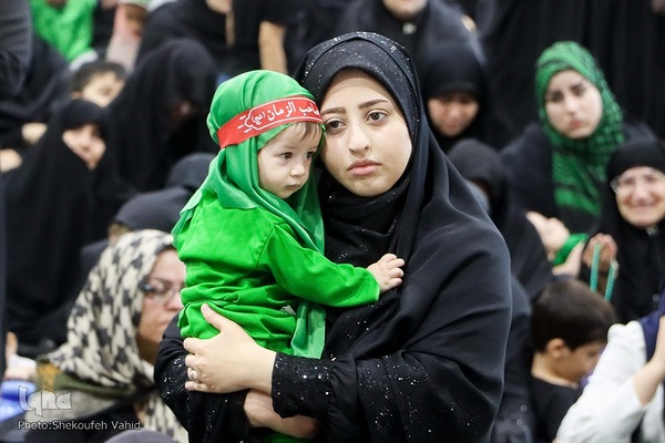 همایش شیرخوارگان حسینی در گلستان شهدای اصفهان‎