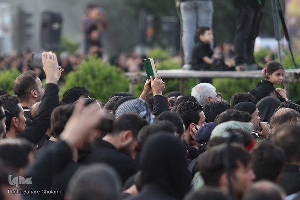 اجتماع بزرگ یوم الحسین در اصفهان‎