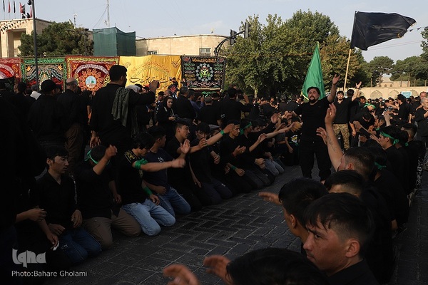اجتماع بزرگ یوم الحسین در اصفهان‎