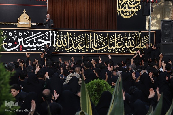اجتماع بزرگ یوم الحسین در اصفهان‎