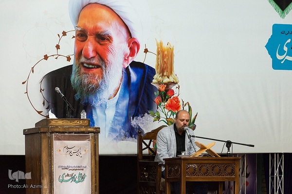 مراسم اولین سالگرد درگذشت آیت‌الله ناصری