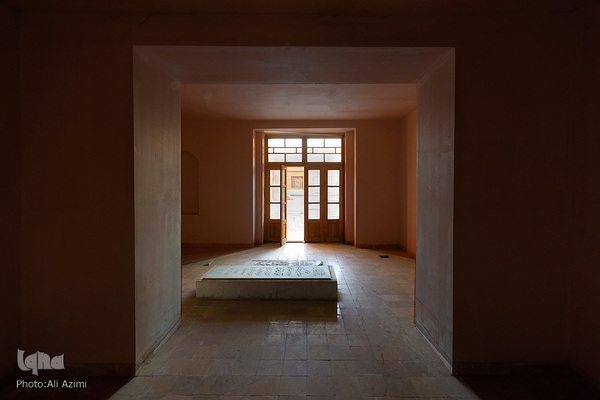 آرامگاه نایب اسداله اصفهانی(موسیقیدان، ردیفدان، نی نواز، حدود 1311خ)