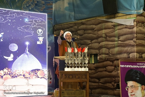 آیین تجلیل از مداحان و پیرغلامان شاهد و ایثارگر اصفهان