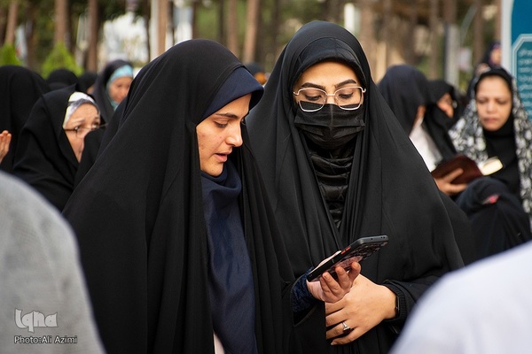 برگزاری مراسم نیایش در گلستان شهدای اصفهان به نیت پیروزی مقاومت فلسطین