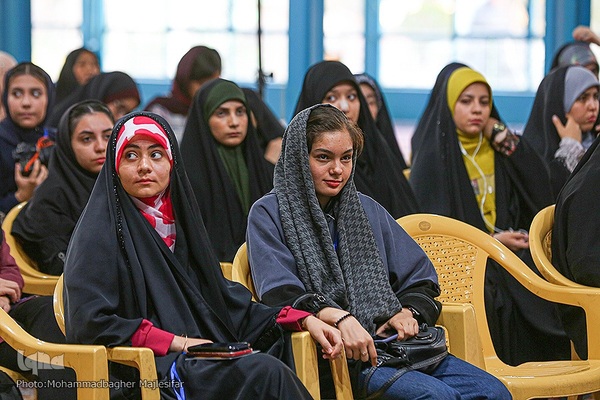 جشنواره‌ای به وقت نوجوانی در اصفهان