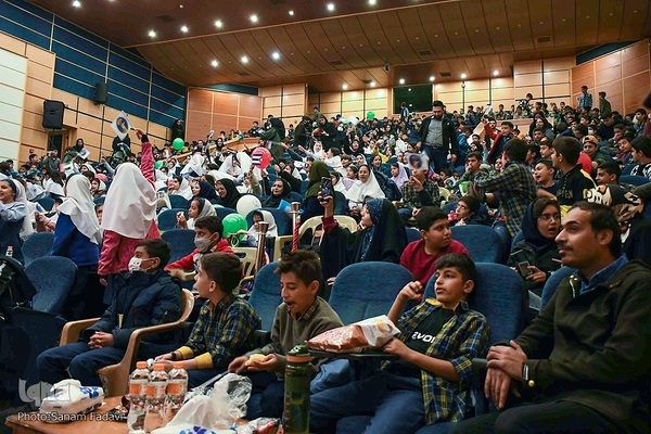 آیین افتتاحیه و رونمایی از پوستر سومین مسابقه بین المللی نقاشی کودکان و نوجوانان اصفهان