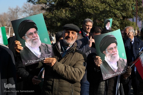 خروش مردم اصفهان در روز بصیرت و میثاق امت