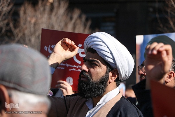 راهپیمایی مردم اصفهان در محکومیت حادثه تروریستی گلزار شهدای کرمان