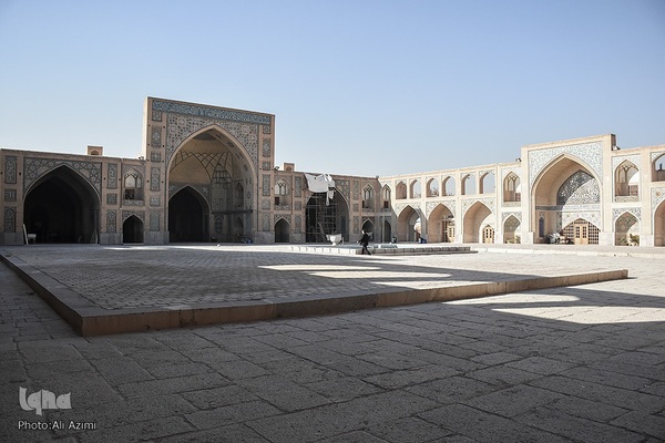 حال ناخوش مسجد حکیم اصفهان