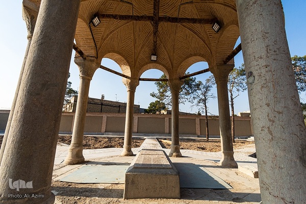 آرامگاه احمدخان فاتح الملک-از روشفکران و آزادی خواهان عصر مشروطه