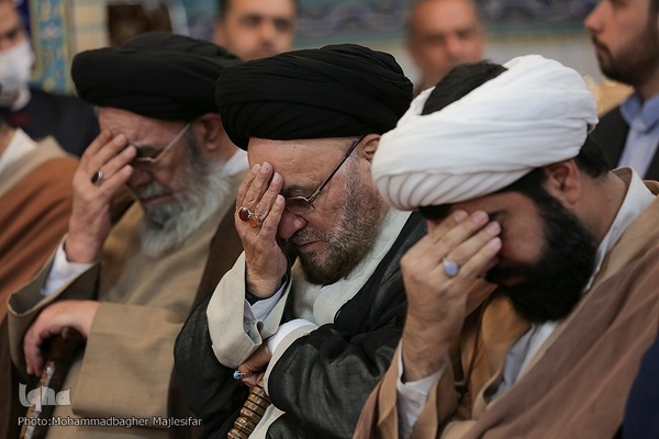 مراسم ارتحال آیت‌الله عبدالنبی نمازی در اصفهان