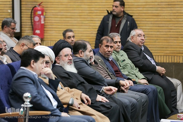 گردهمایی ایثارگران و پیشگامان انقلاب اسلامی در اصفهان