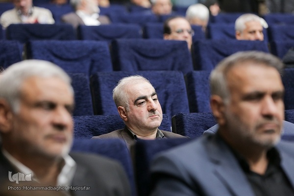 گردهمایی ایثارگران و پیشگامان انقلاب اسلامی در اصفهان