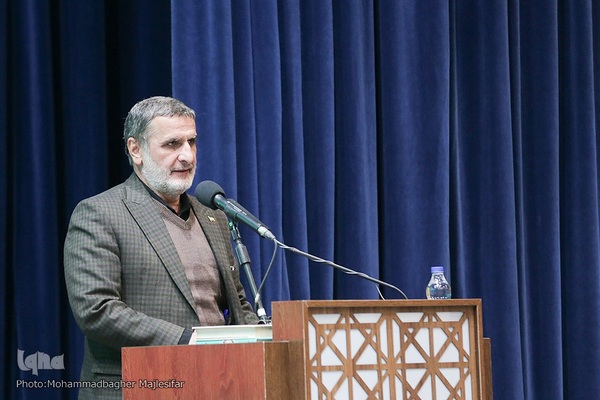 گردهمایی ایثارگران و پیشگامان انقلاب اسلامی در اصفهان