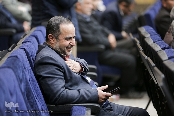 گردهمایی ایثارگران و پیشگامان انقلاب اسلامی در اصفهان