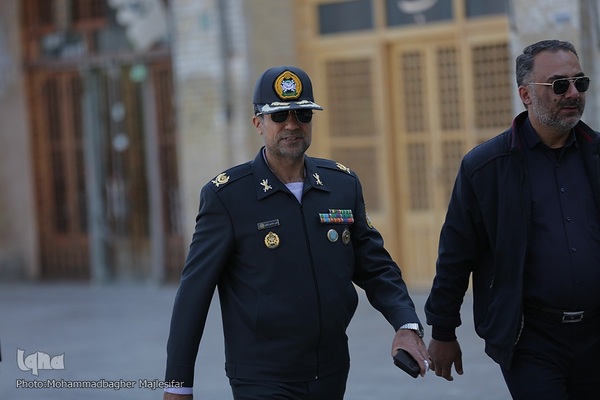 راهپیمایی یوم الله ۲۲ بهمن در میدان امام (ره) اصفهان