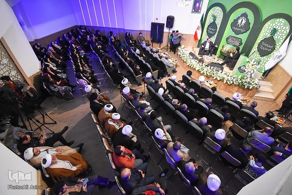 اختتامیه سومین جایزه ادبی مادرانه در اصفهان