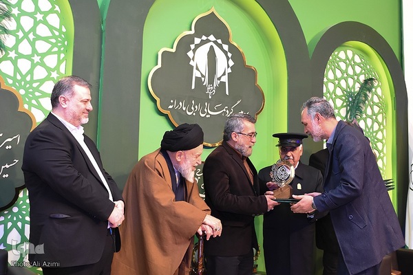 اختتامیه سومین جایزه ادبی مادرانه در اصفهان