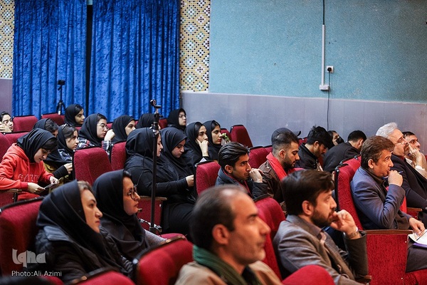 دور نیمه‌نهایی مسابقات ملی مناظره دانشجویان در اصفهان