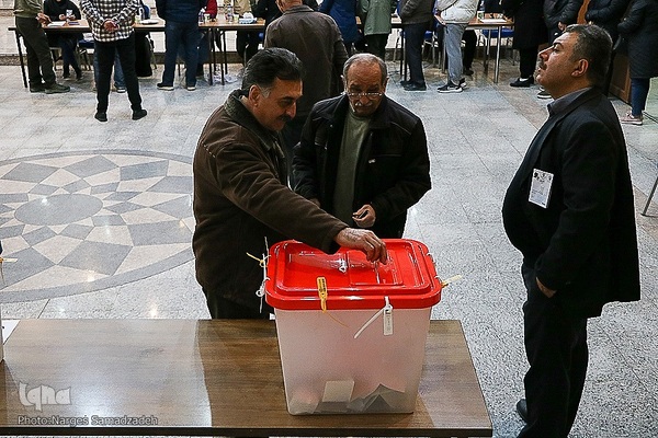 حضور ارامنه مقیم اصفهان در انتخابات