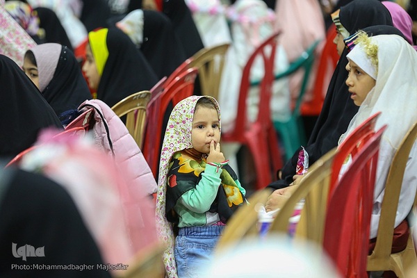جشن بزرگ روزه‌اولی‌ها در جوار شهدا