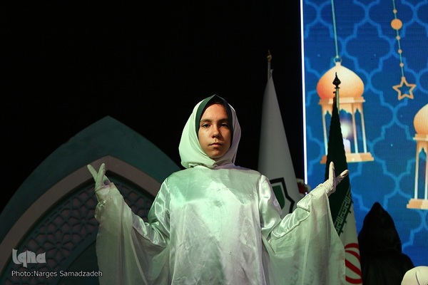 استقبال مردم از نوزدهمین نمایشگاه قرآن اصفهان