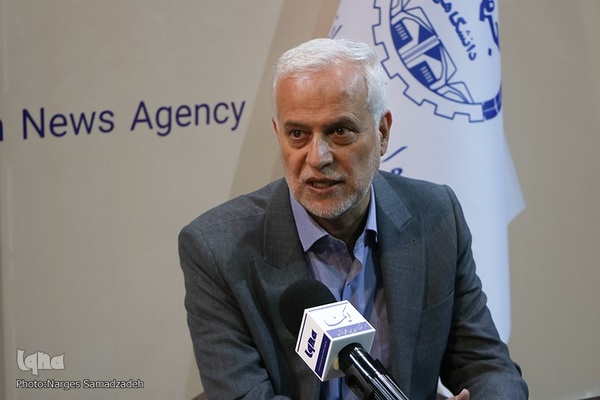 استقبال مردم از نوزدهمین نمایشگاه قرآن اصفهان